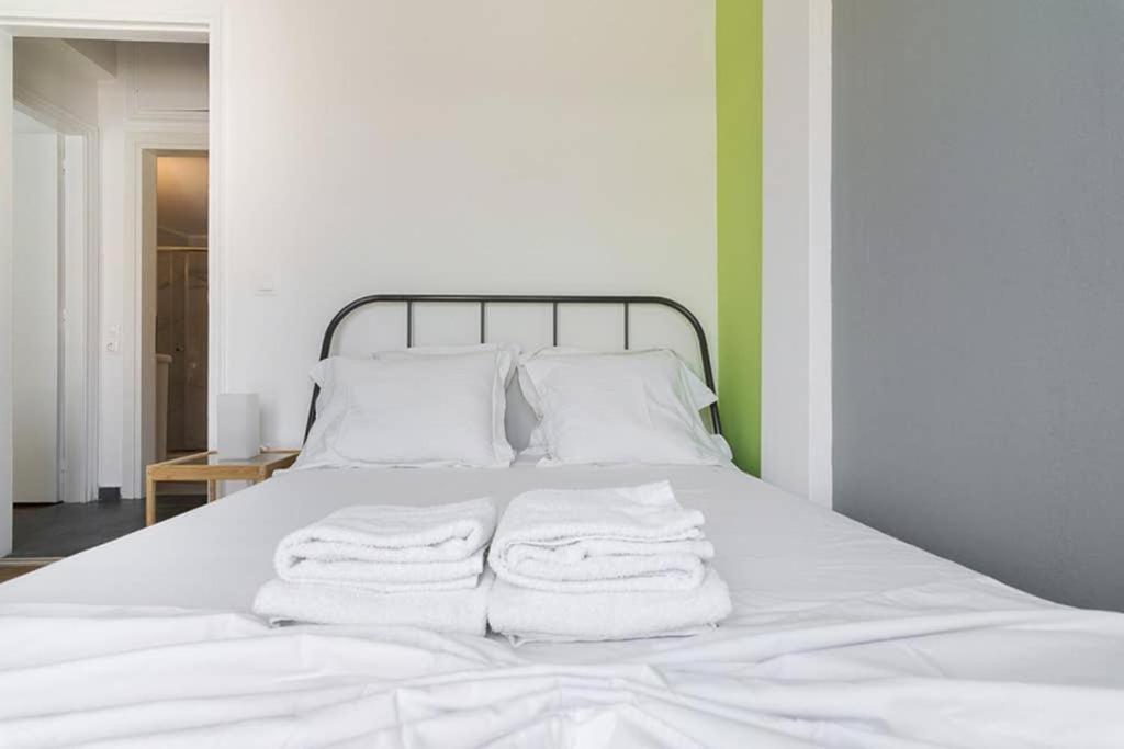 Апартаменты Sunlit 2Br Oasis In Metaxourghio 3Min From Metro Афины Экстерьер фото
