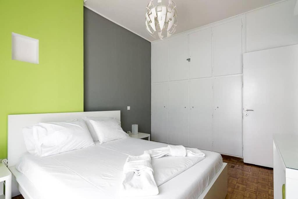 Апартаменты Sunlit 2Br Oasis In Metaxourghio 3Min From Metro Афины Экстерьер фото